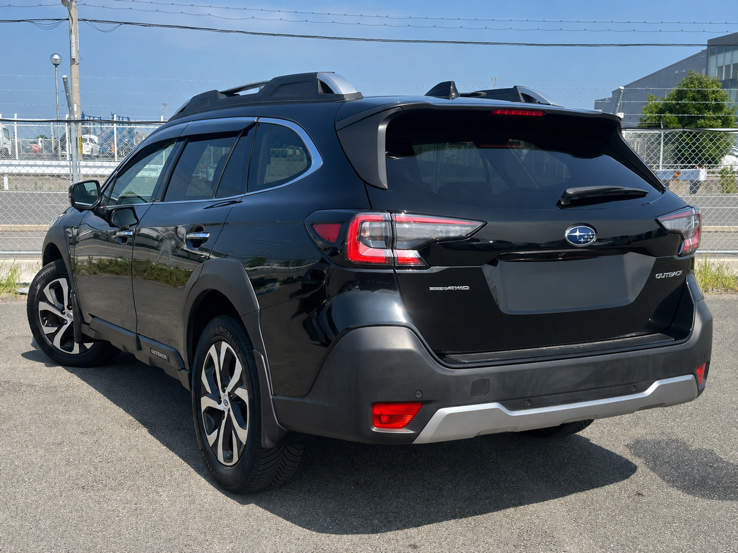 Subaru Outback | 2022 | 1800cc | Black