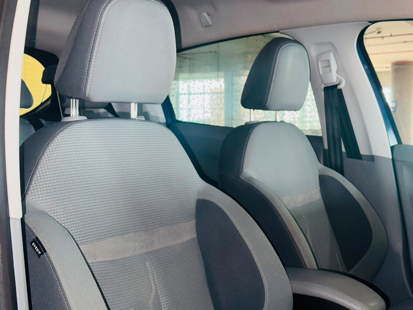 Peugeot 208 | 2013 | Blue
